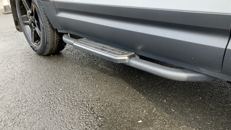 Land Rover Defender 90 Diesel 3.0 D250 Hard Top SE Auto